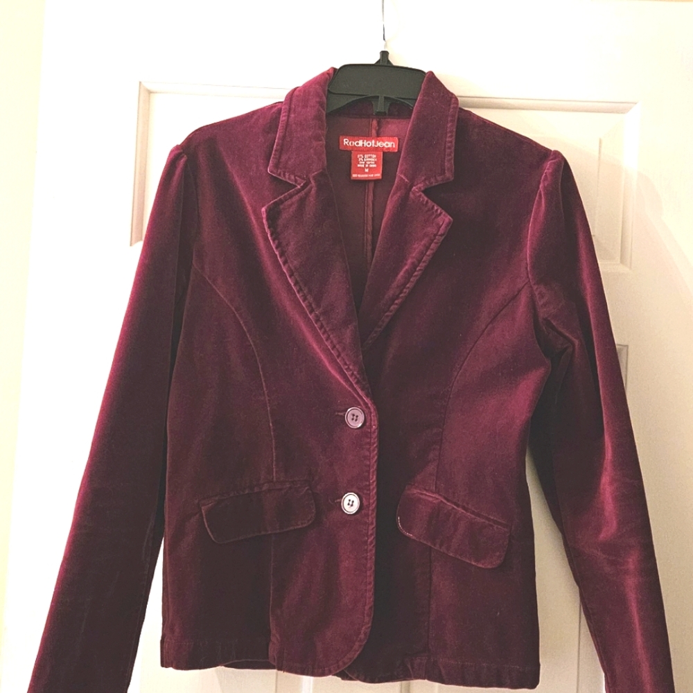 Y2K Luxurious burgundy plum velvet jacket blazer